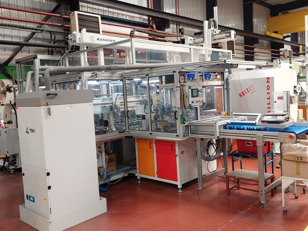 Thermoplastic injection Clayens NP Simonin