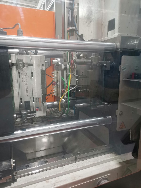 Thermoplastische Einspritzung Clayens NP Sud