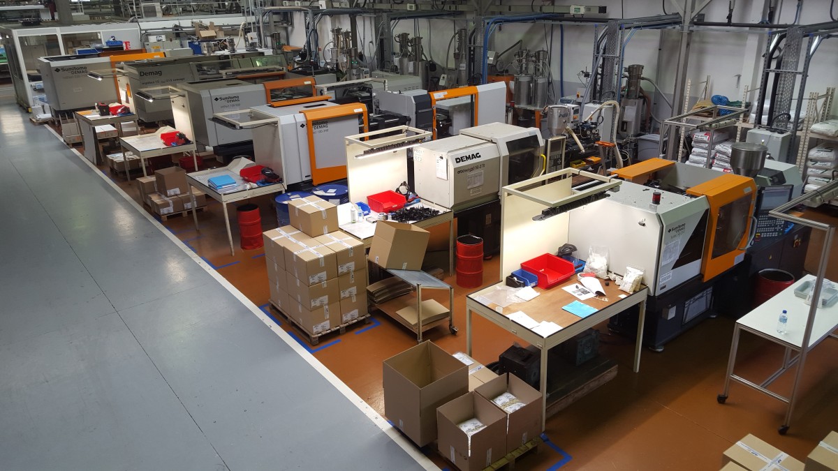 Injection thermoplastique Clayens AIP