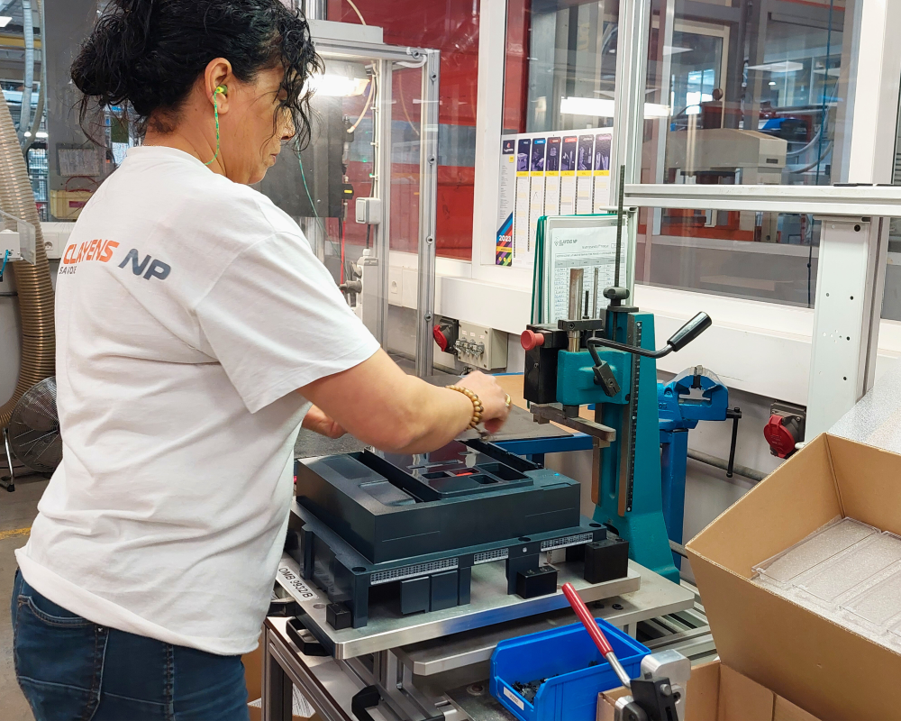US Welding + Assembly Clayens NP Savoie 