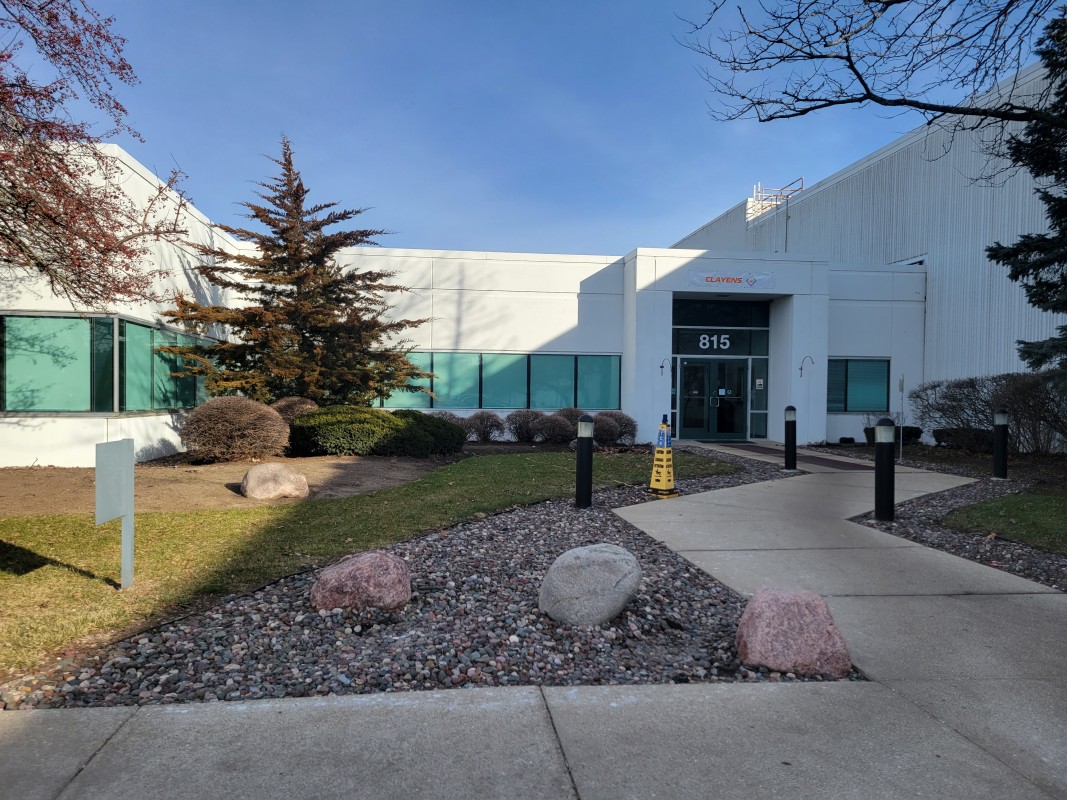 Distribution Center Clayens Crystal Lake