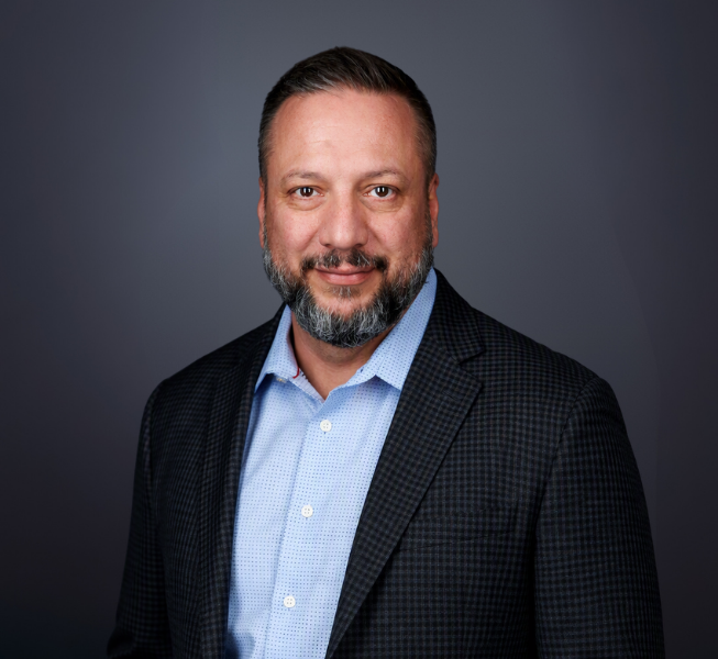 Gil DAPONTE - EVP NAM Clayens